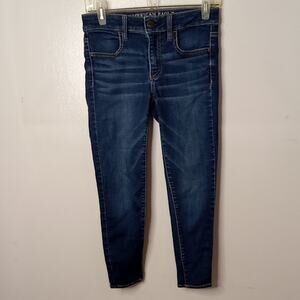 American Eagle Outfitters Women's Size 4 Super Stretch Crop Blue Jeans Leggings.